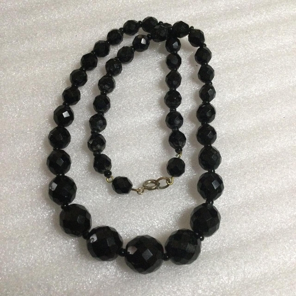 Black Crystal Necklace - Picture 2 of 2